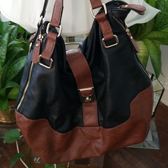 Bag - Picture 2 of 4